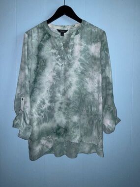 Simply Vera Vera Wang Green and White Tie-Dye Tunic